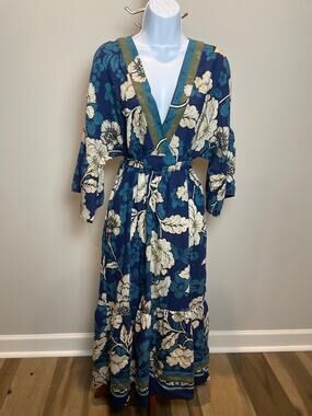 sofia jeans women's cutout maxi dress with long sleeves Sofia Jeans women's Cutout Maxi Dress - Long Sleeve